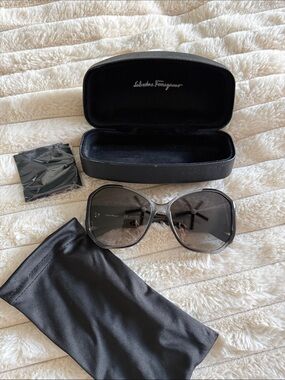 New Salvatore Ferragamo Oversized Gray Gradient Sunglasses